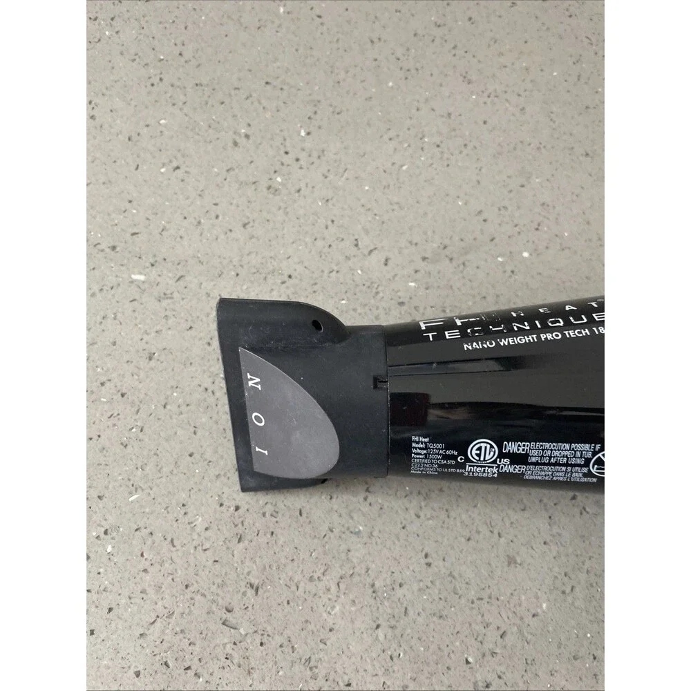FHI Heat Technique Nano Weight Pro Tech Dryer 1500 Watts Hair Blow Dryer Black